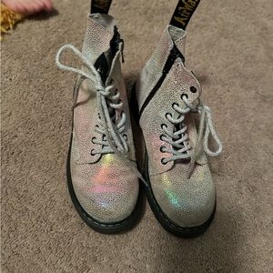 Kid pascal rainbow dr martens